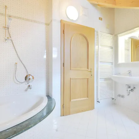 Ardoney-2 By Interhome شقة كامبيتيلو دي فاسا